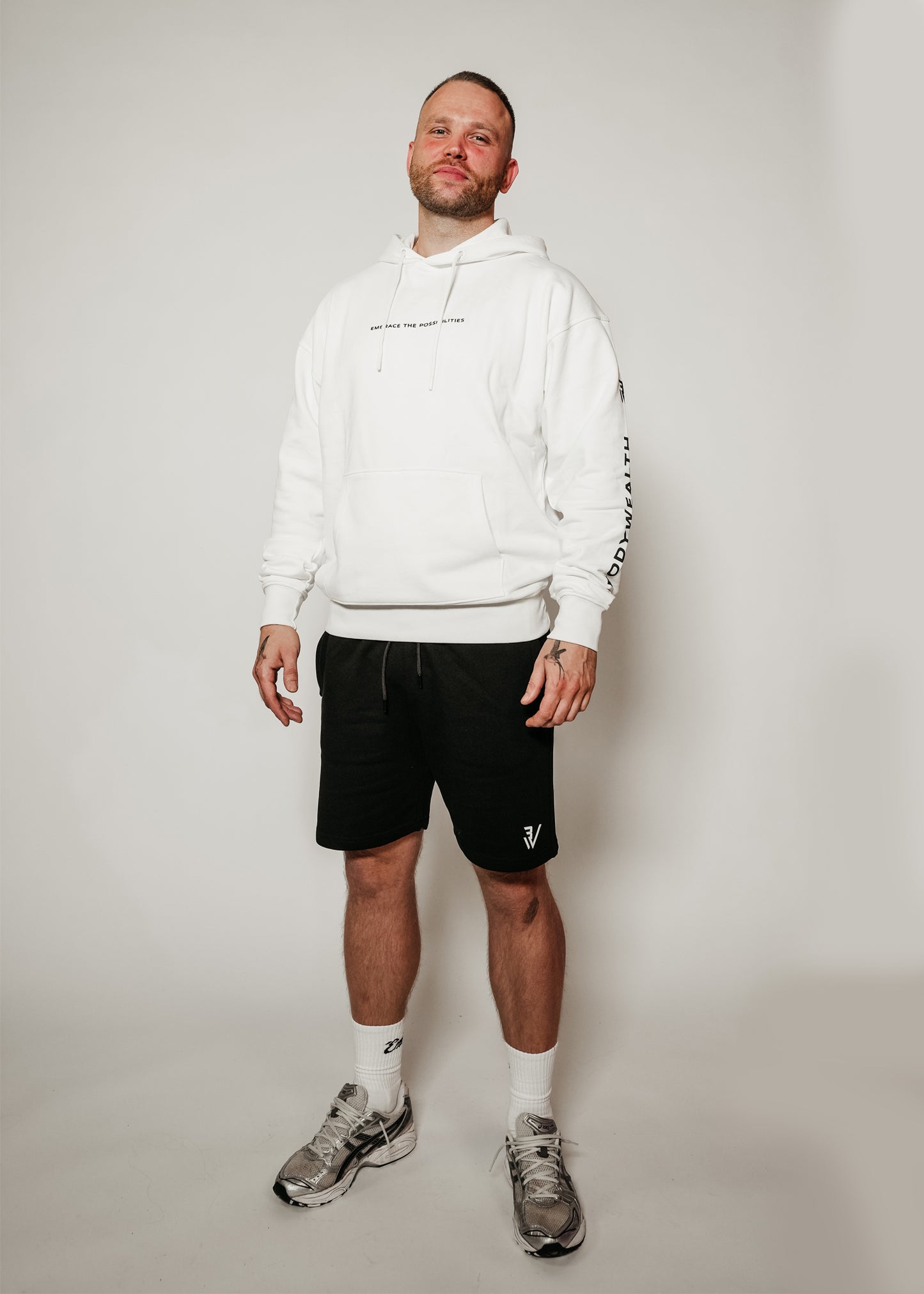 BW Offwhite oversized hoodie